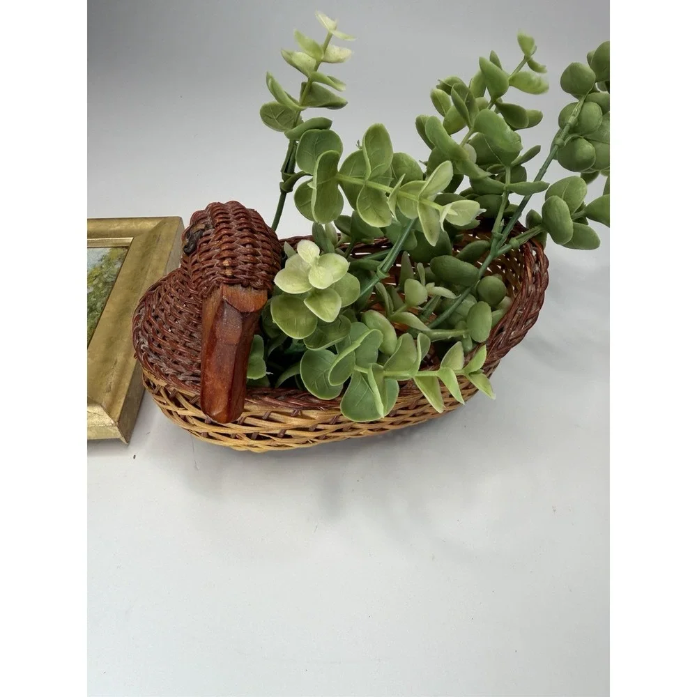 Vintage Cottage Decor Set Wooden Stand Duck Basket Faux Greenery Framed Art